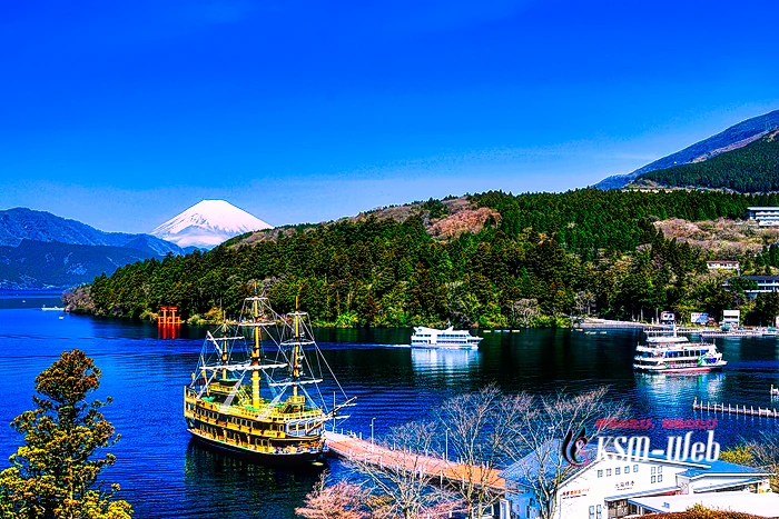 元箱根港と富士山の景観
