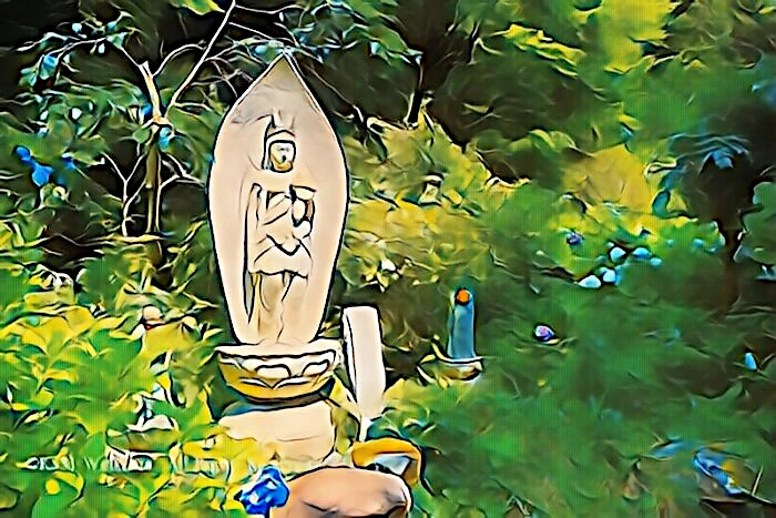 阿弥陀寺の紫陽花と石仏