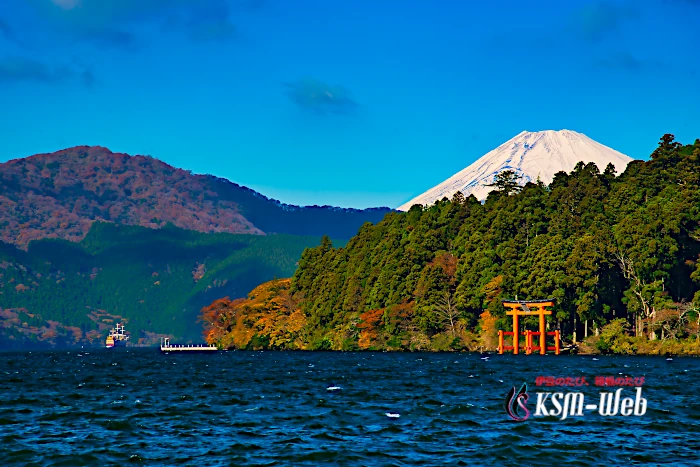 箱根芦ノ湖と富士山