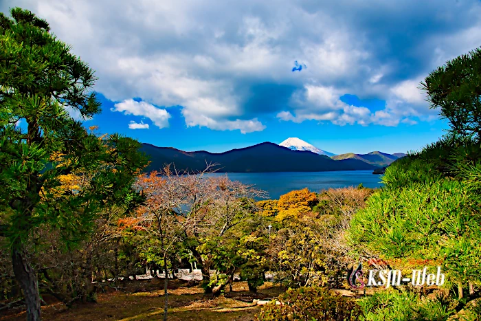 箱根芦ノ湖と富士山の画像