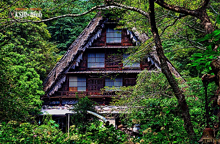 村上合掌造り民芸館の写真