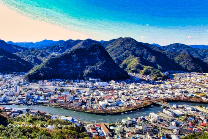 寝姿山展望台からの景観