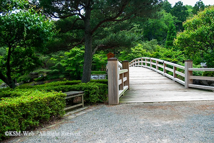 虹の郷 菖蒲ケ池の橋