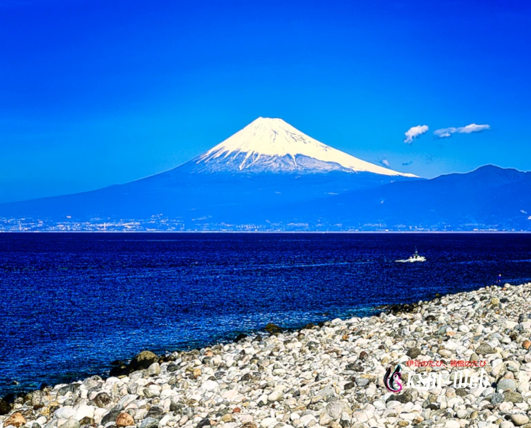 沼津西海岸からの富士山
