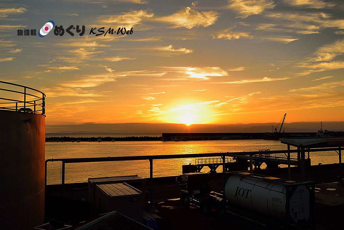 沼津港の夕日